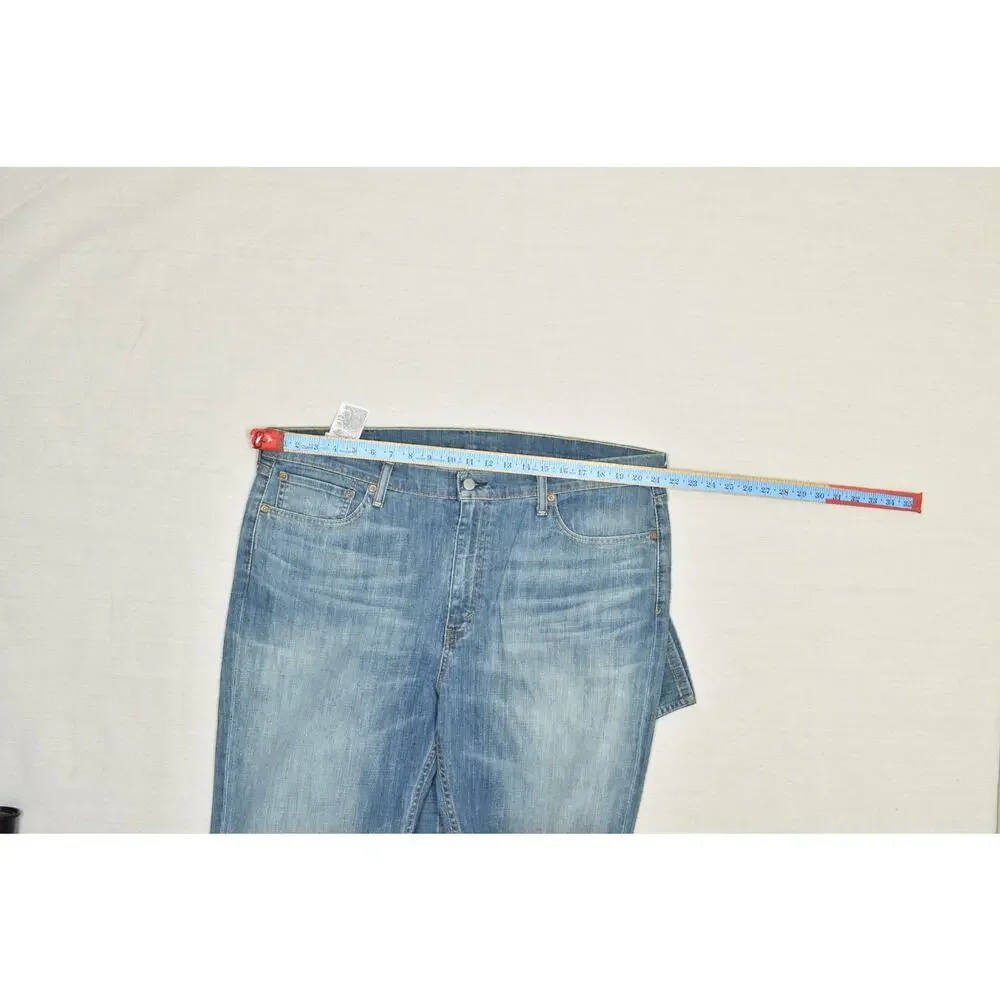 Levi's 514 Men's Straight Fit Jeans Blue Denim Size 42x32 99% Cotton Blend Light